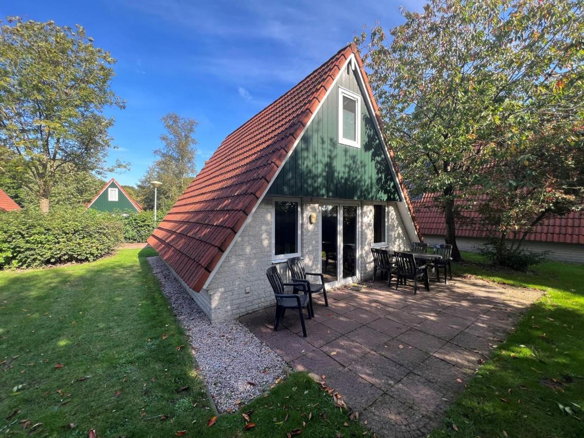 Het Familie Boshuisje - Vakantiewoning Op Prachtig Park Met Veel Faciliteiten Inc Ligbad Gramsbergen Экстерьер фото